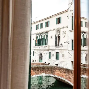 Canale View - S. Agostino Apartamento